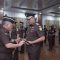 Kepala Kejaksaan Tinggi Sumatra Utara (Kejatisu) Harli Siregar saat melantik pejabat strategis kejaksaan.